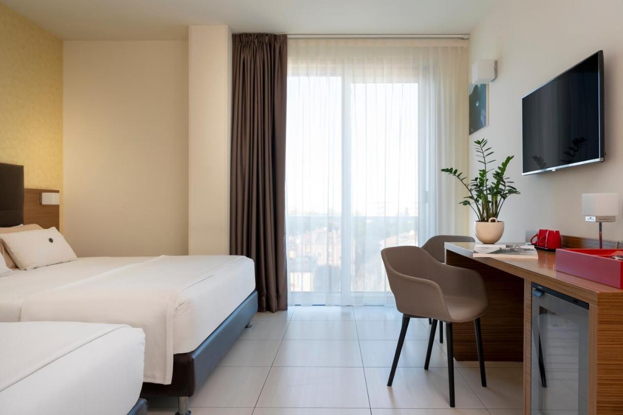 Aqua Hotel ريميني المظهر الخارجي الصورة